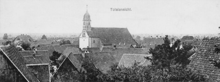 Ortspanorama mt Kirche